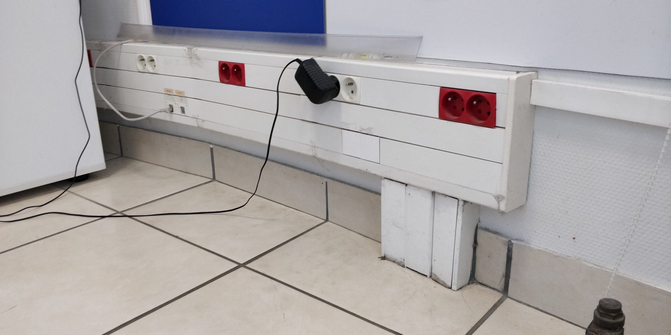 Goulottes D'évacuation Pour Gravats Et Déchets - Gestion Des